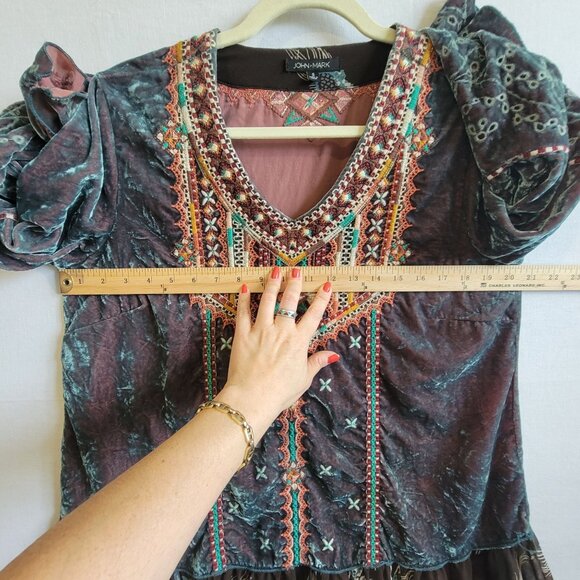 John Mark Womens Embroidered Tunic Top Medium Bell Peasant Velvet Flutter Ruffle - Picture 10 of 12